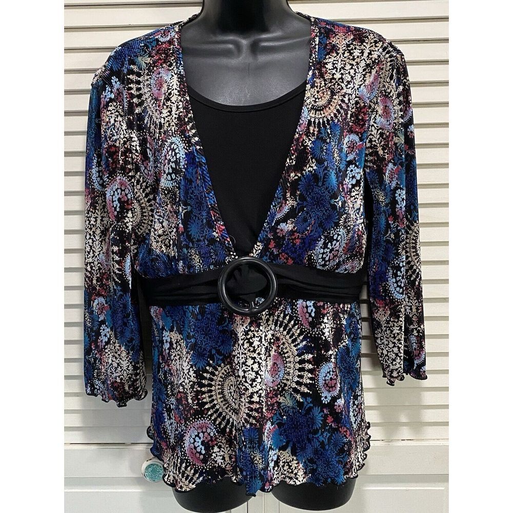 Bohemian Paisley/Medallion Print Crinkle Material Faux belt Blouse size Measure